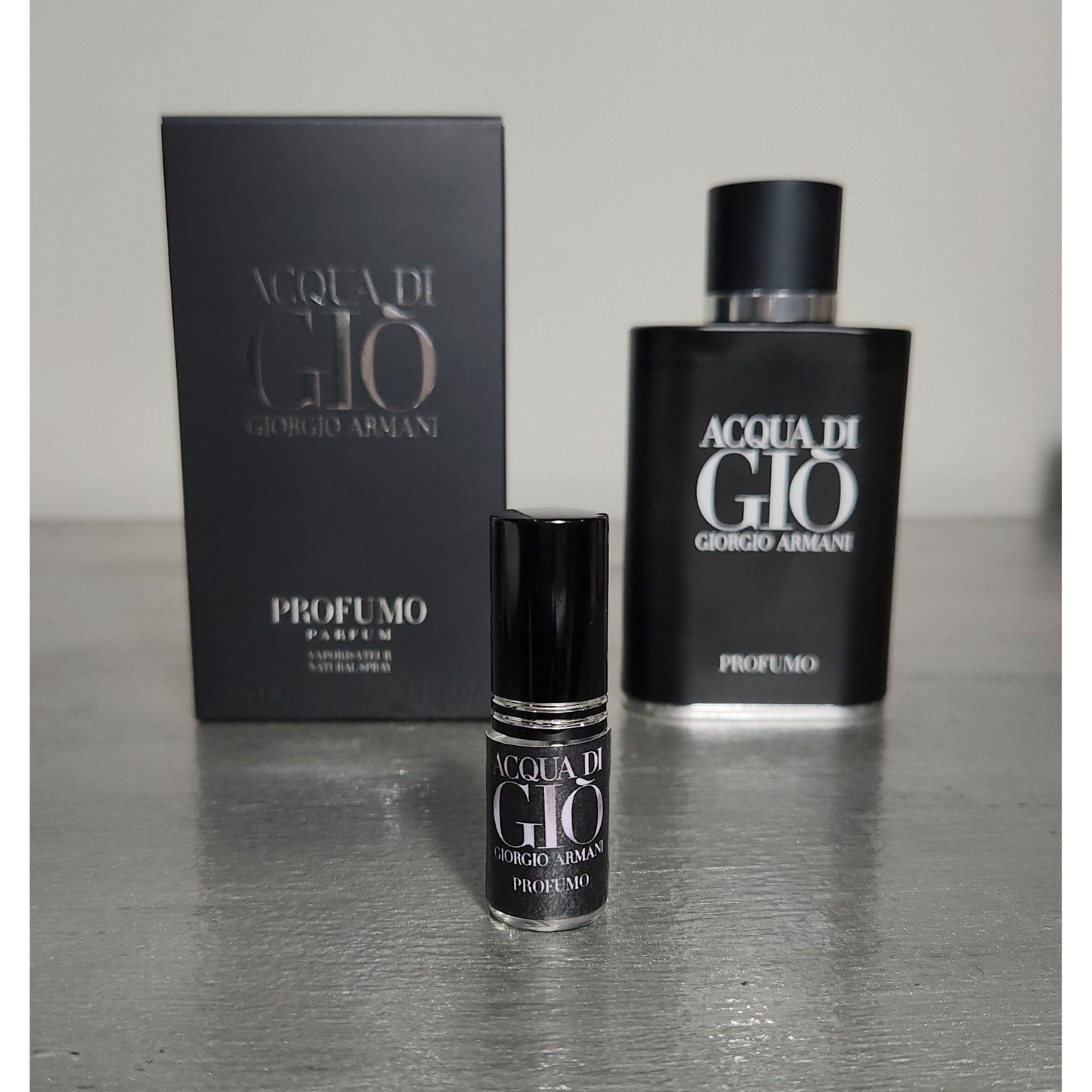 Giorgio Armani Gio Profumo Perfume Para Hombre 5ml y 125 ml Eau de Parfum