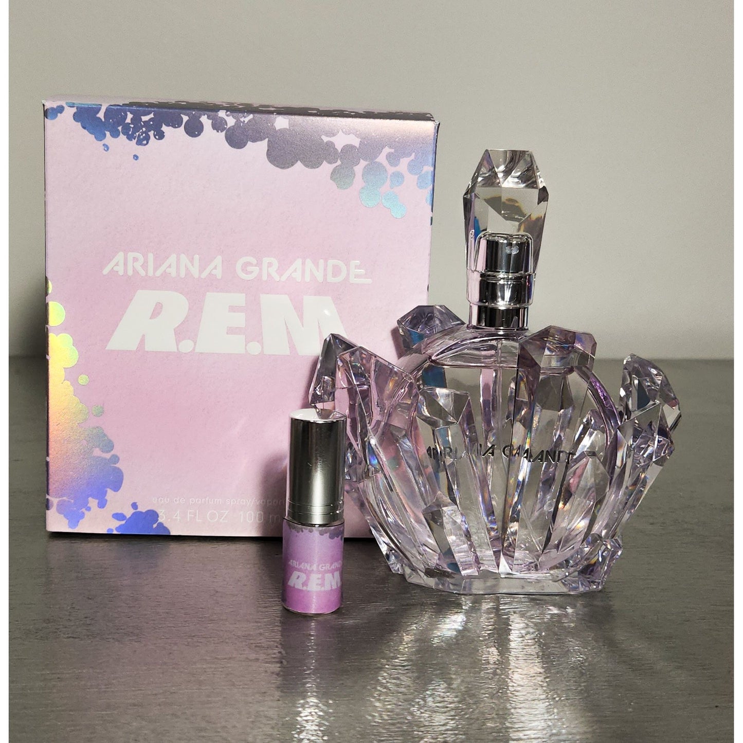Ariana Grande R.E.M Perfume Para Mujer 5ml y 100ml Eau de Parfum
